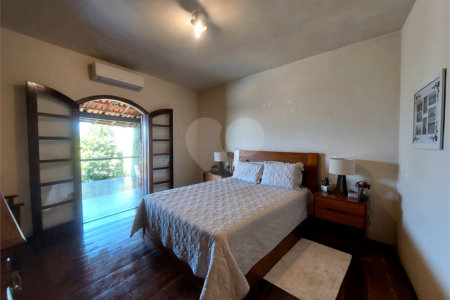 Casa à venda com 3 quartos, sendo 1 suíte, em Botafogo, Rio de Janeiro, RJ
