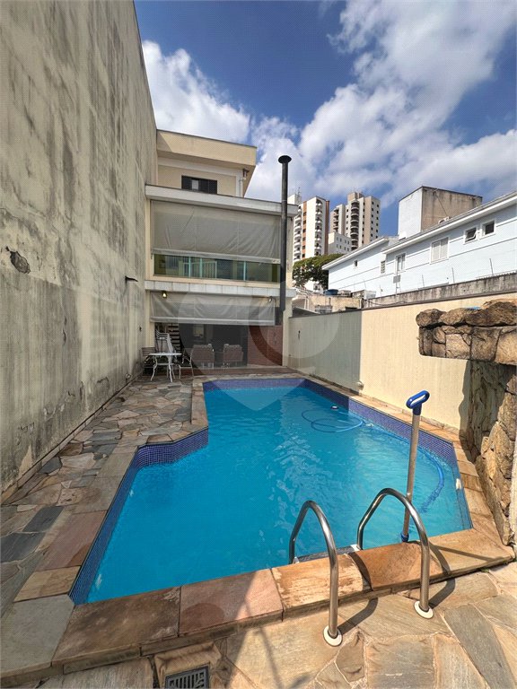 Sobrado à venda com 3 suítes em Vila Regente Feijó, São Paulo, SP