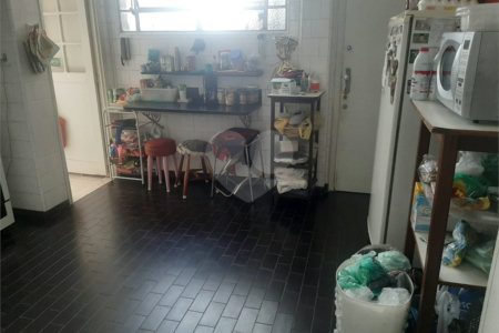 Apartamento à venda com 3 quartos, sendo 1 suíte, em Copacabana, Rio de Janeiro, RJ