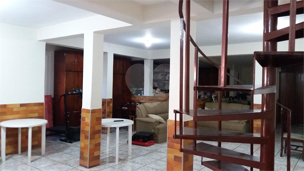 Casa à venda com 3 quartos em Vila Babilônia, São Paulo, SP