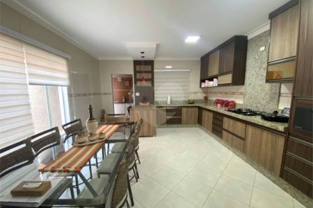 Casa à venda com 3 quartos, sendo 1 suíte,  em Parque Almerinda Pereira Chaves, Jundiaí, SP