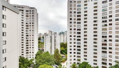 Apartamento à venda com 4 quartos, sendo 2 suítes,  em Morumbi, São Paulo, SP