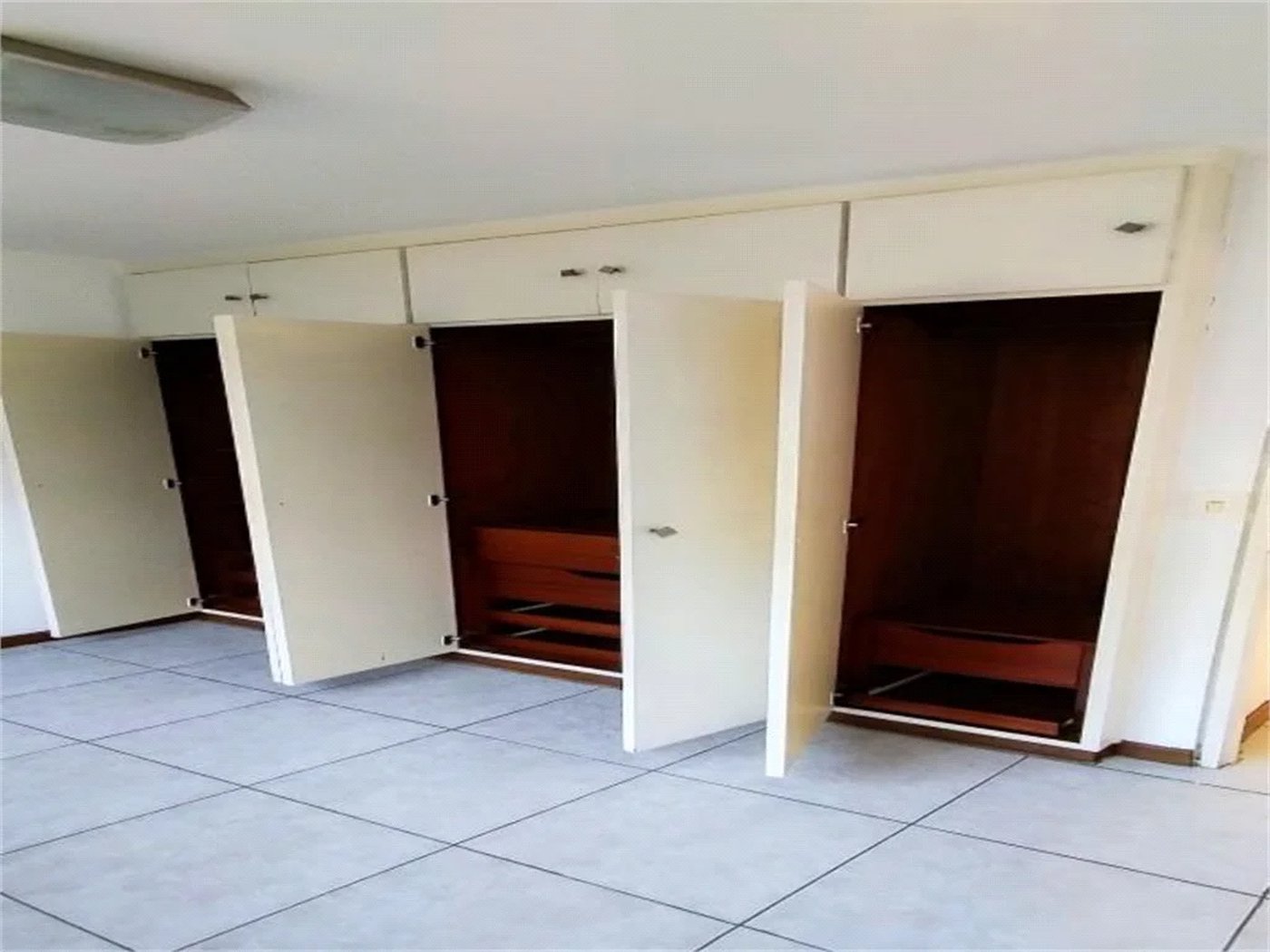 Apartamento à venda com 2 quartos, sendo 1 suíte,  em Jardim Parque Morumbi, São Paulo, SP