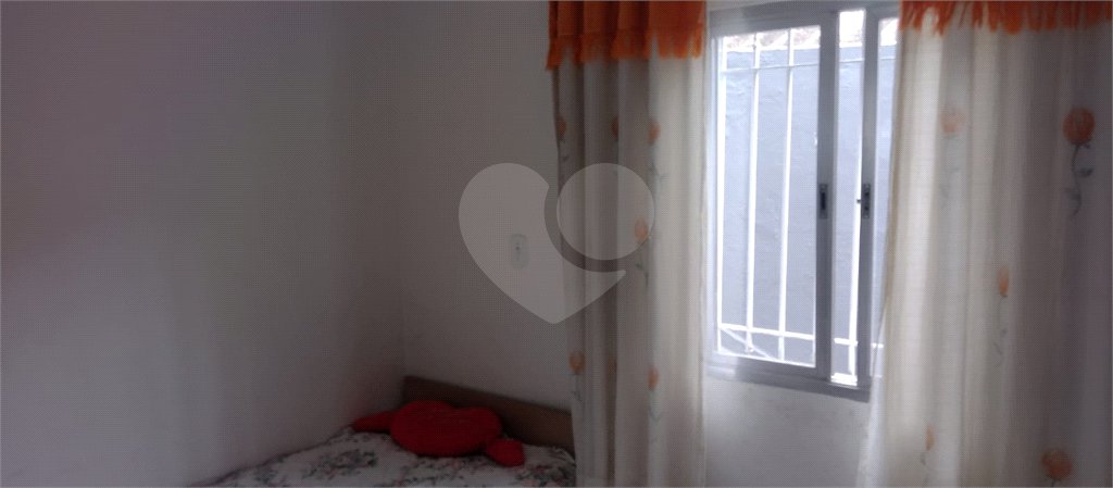 Casa à venda com 3 quartos, sendo 1 suíte, em Jardim Guairaca, São Paulo, SP