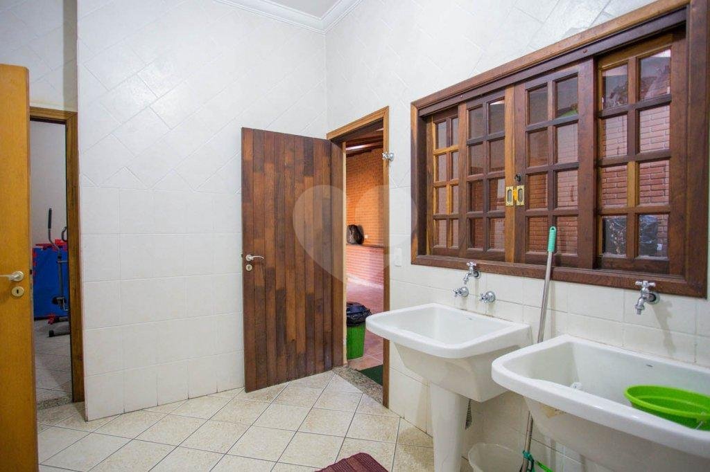 Casa à venda com 4 suítes em Cidade São Francisco, São Paulo, SP
