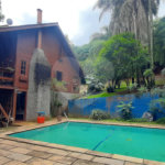 Casa à venda com 4 quartos, sendo 2 suítes, no condomínio Associação Reserva das Hortênsias, Mairiporã - SP