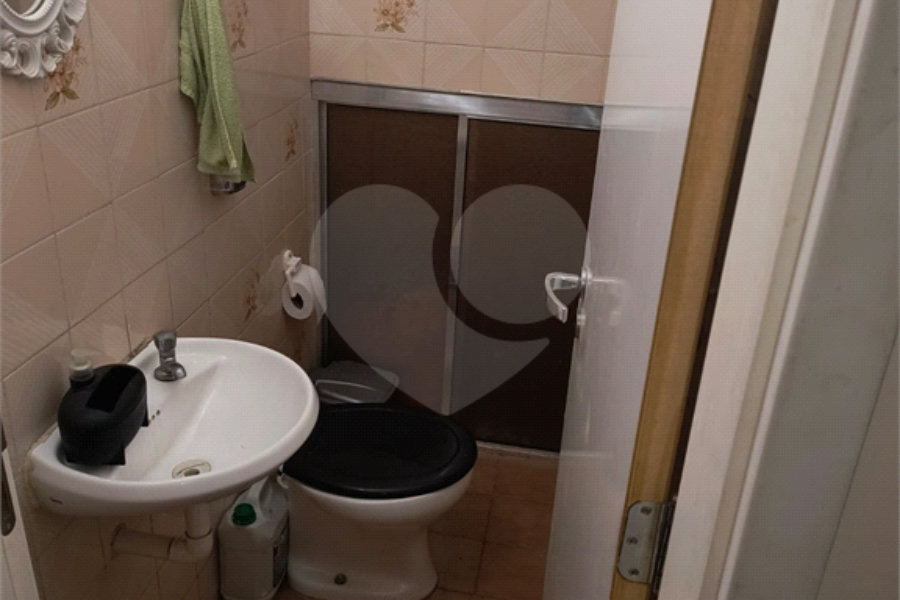 Sobrado à venda com 2 quartos em Tremembé, São Paulo, SP