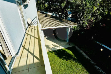 Casa à venda com 3 suítes no condomínio Belvedere II, Votorantim - SP
