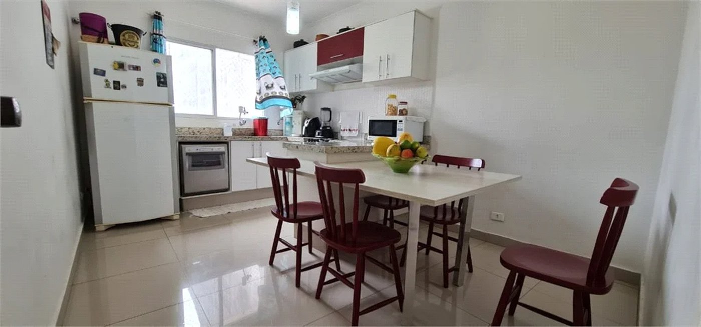 Casa à venda com 2 quartos, sendo 1 suíte, em Vila Romana, São Paulo, SP