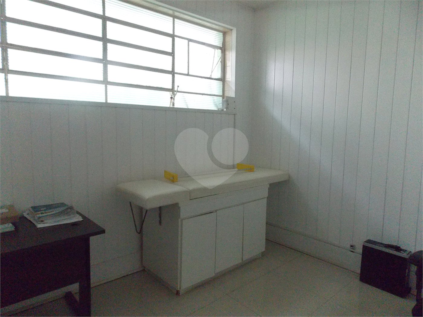 Casa à venda ou para alugar com 15 quartos, sendo 5 suítes,  no Centro, Atibaia, SP