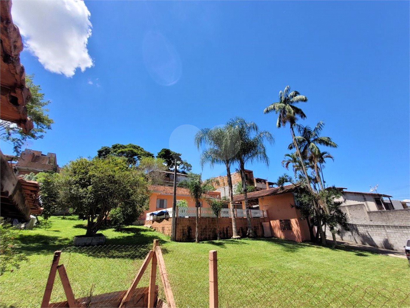 Chácara à venda com 3 quartos, sendo 1 suíte,  em Jardim Imperial, Atibaia, SP