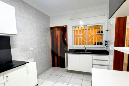 Sobrado à venda com 3 quartos, sendo 1 suíte, em Campo Grande, São Paulo, SP