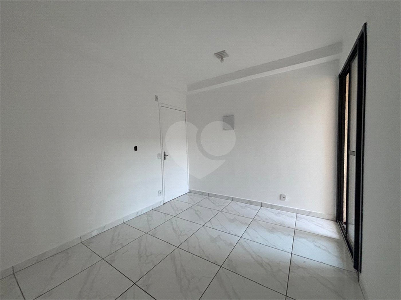 Apartamento à venda com 2 quartos em Jardim Gutierres, Sorocaba, SP