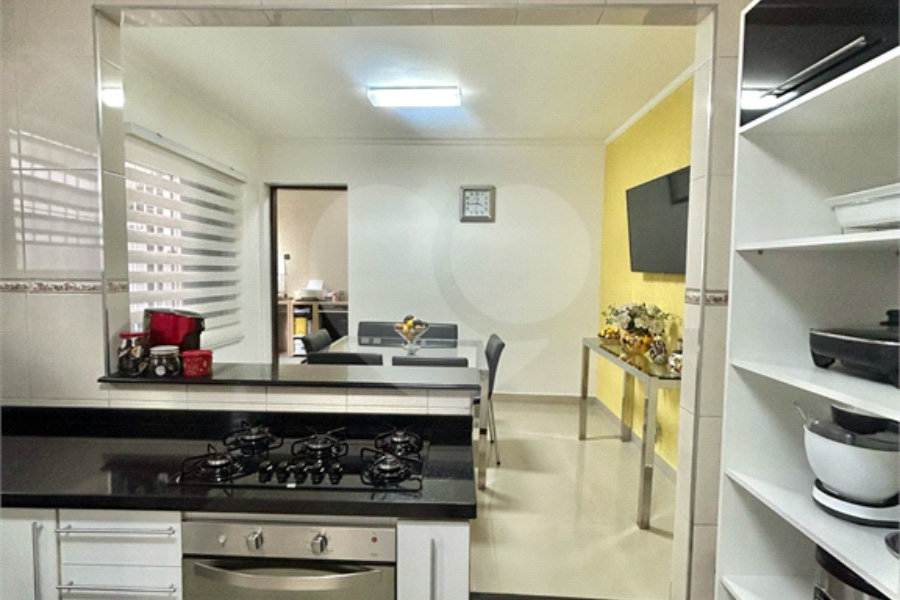 Sobrado à venda com 3 suítes em Vila Guilherme, São Paulo, SP