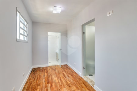 Apartamento à venda com 2 quartos, sendo 1 suíte,  em Santo Amaro, São Paulo, SP