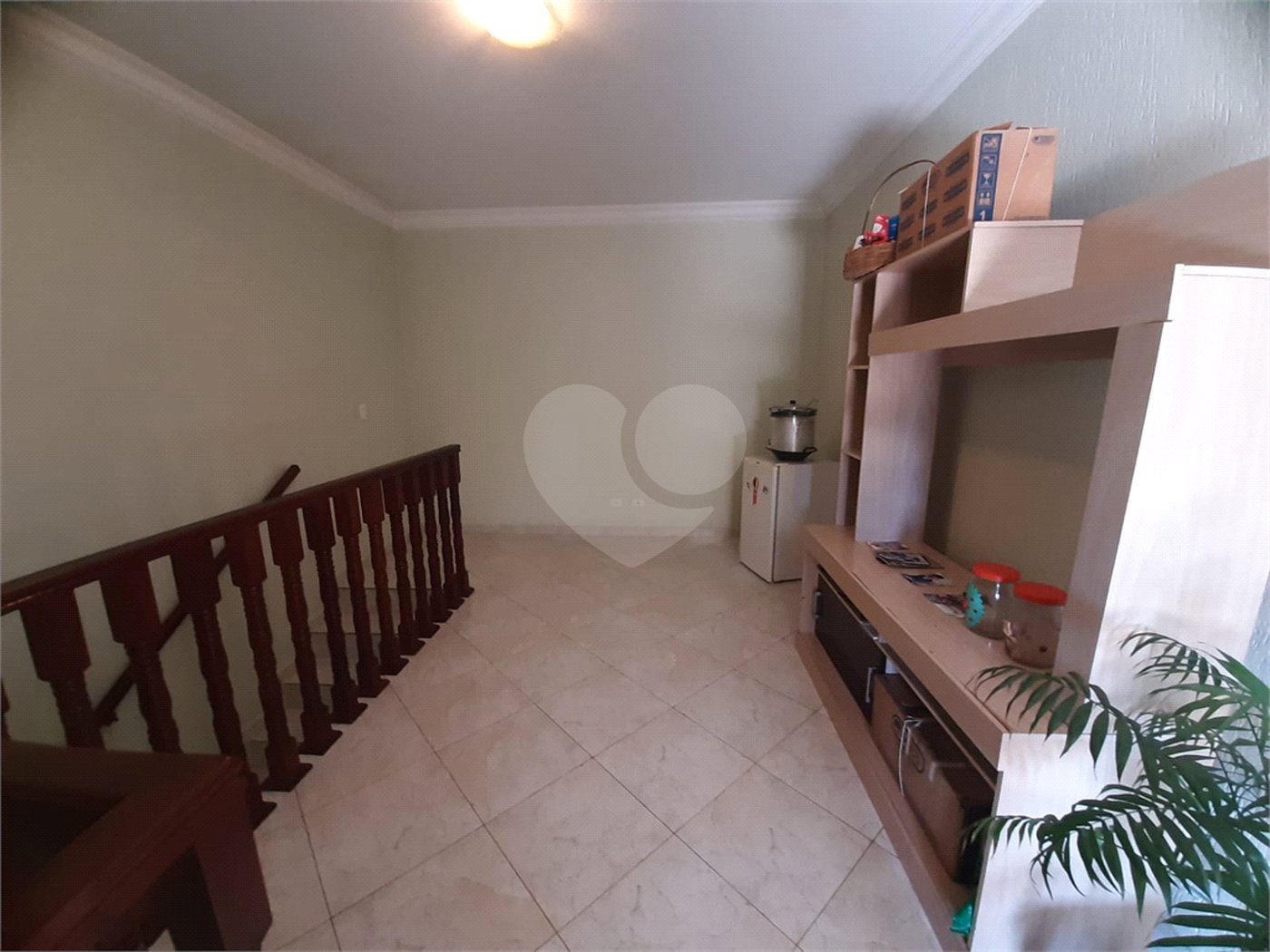 Sobrado à venda com 5 quartos, sendo 1 suíte, em Tremembé, São Paulo, SP