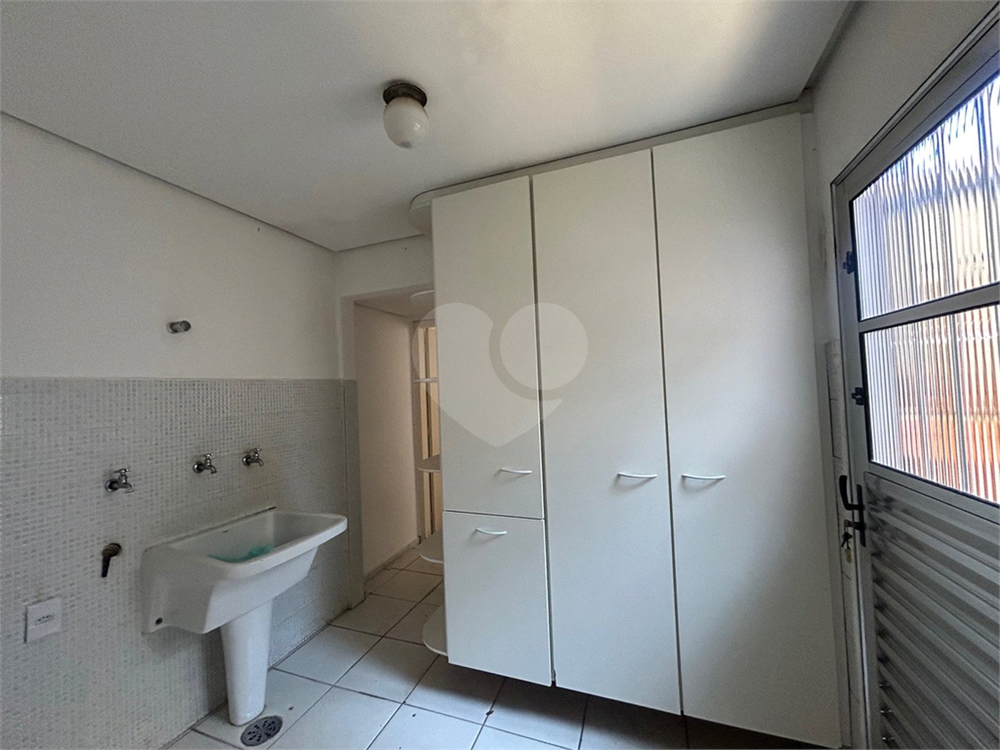 Casa à venda com 3 quartos, sendo 1 suíte,  em Santo Amaro, São Paulo, SP