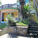 Casa à venda com 8 quartos, sendo 4 suítes, em Alto de Búzios, Armação dos Búzios, RJ