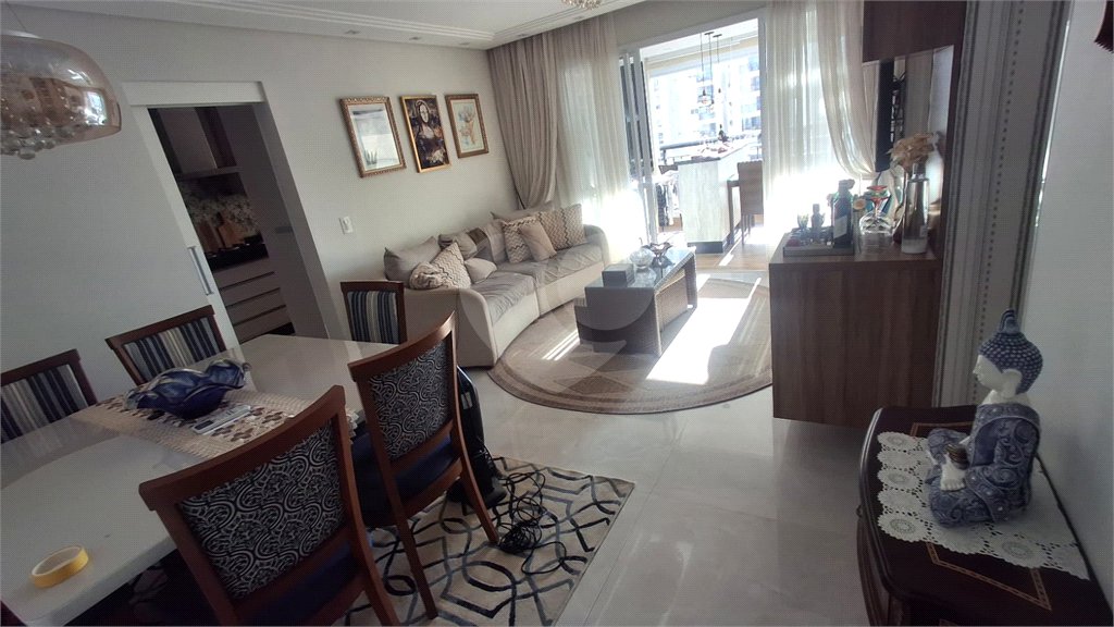 Apartamento à venda com 4 quartos, sendo 2 suítes,  em Jardim Flor da Montanha, Guarulhos, SP