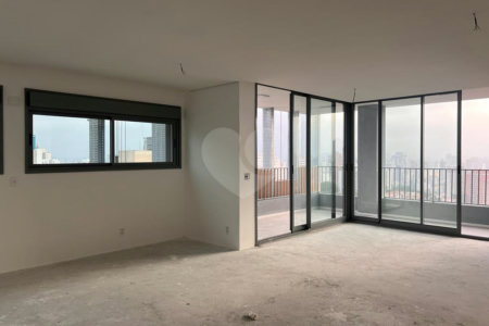 Apartamento à venda com 3 quartos, sendo 1 suíte, em Pinheiros, São Paulo, SP