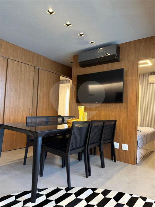 Apartamento à venda com 3 quartos, sendo 2 suítes,  em Brooklin Paulista, São Paulo, SP
