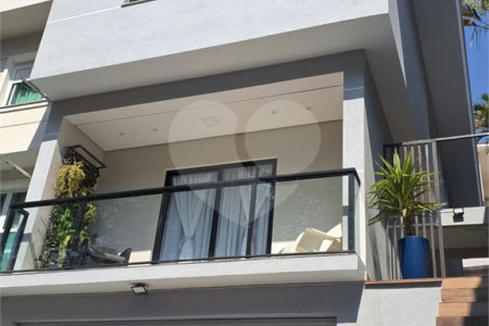 Sobrado à venda com 3 quartos, sendo 1 suíte, em Tucuruvi, São Paulo, SP