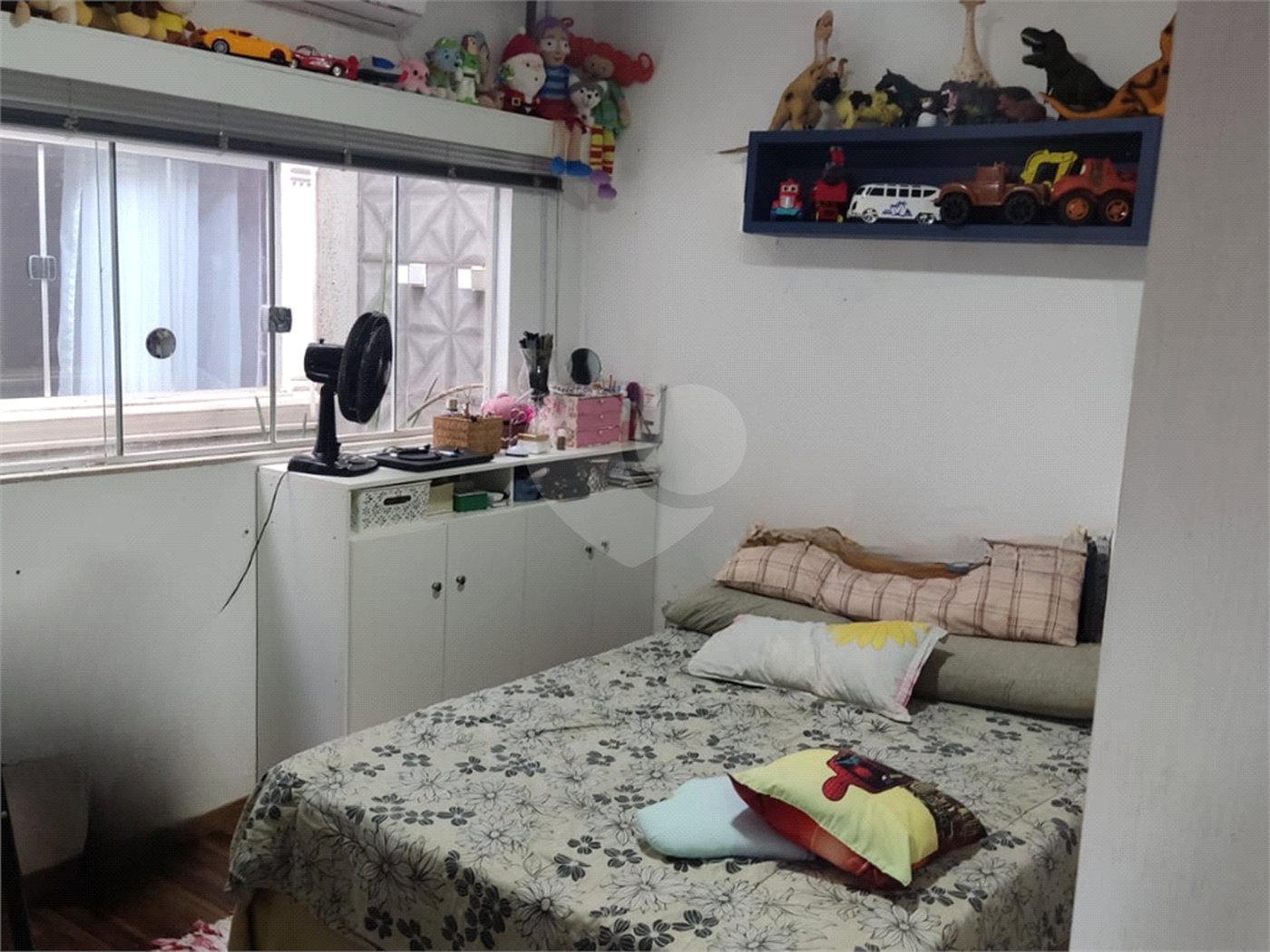 Casa à venda com 4 quartos, sendo 1 suíte,  em Bosque de Ponta Porã, Ponta Porã, MS