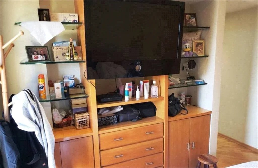 Apartamento à venda com 3 quartos, sendo 1 suíte, em Paraíso do Morumbi, São Paulo, SP
