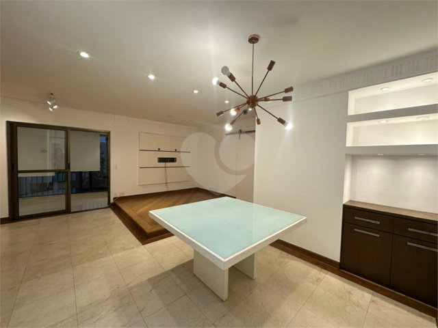 Apartamento à venda com 3 quartos, sendo 1 suíte,  em Santana, São Paulo, SP