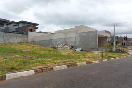Terreno à venda em Jardim dos Pinheiros, Atibaia, SP