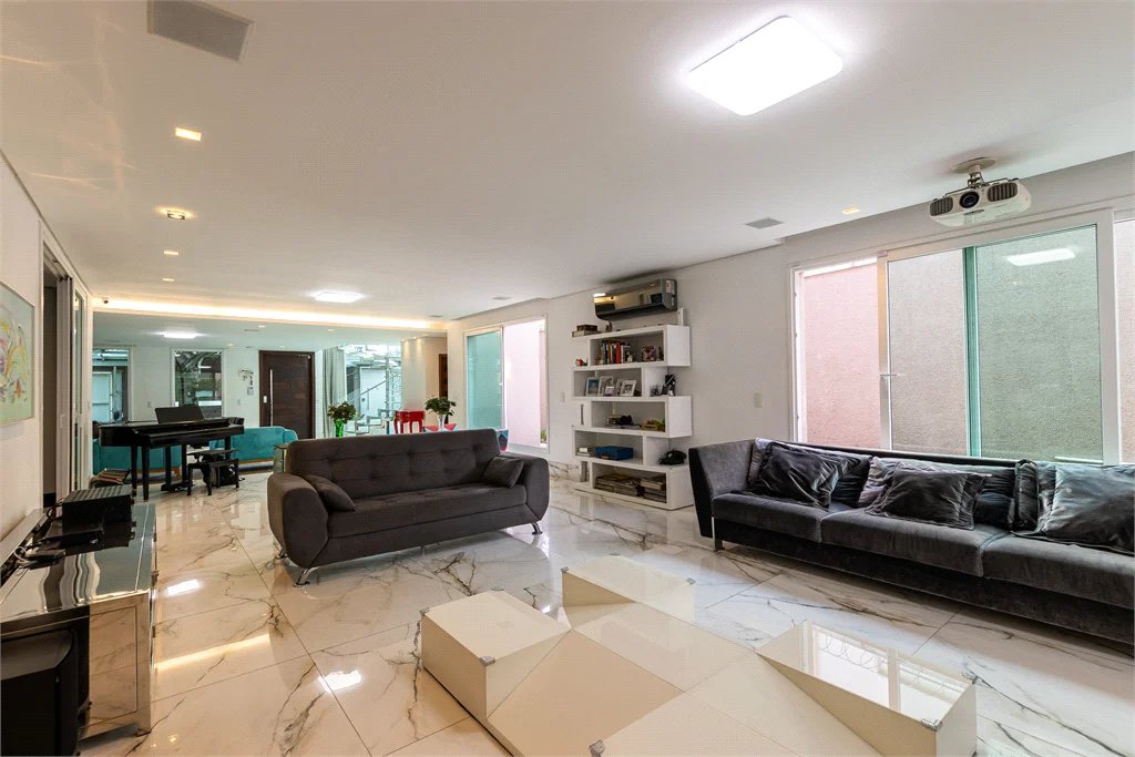 Casa à venda com 4 suítes em Alto da Lapa, São Paulo, SP