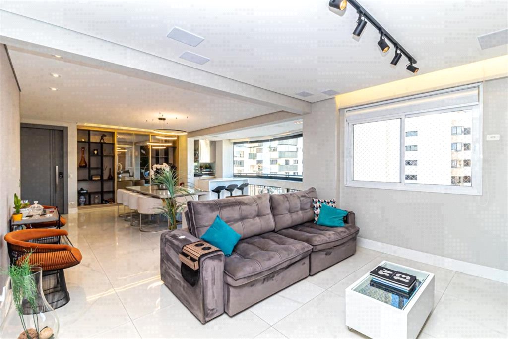 APARTAMENTO MOEMA 160M² 3 SUITES - E VAGAS