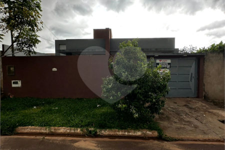 Vende ou Aluga Rua Arnaldo Radeke