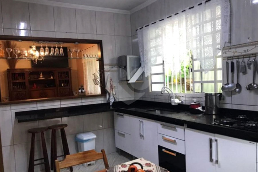 Sobrado à venda com 2 quartos, sendo 1 suíte, em Horto, São Paulo, SP