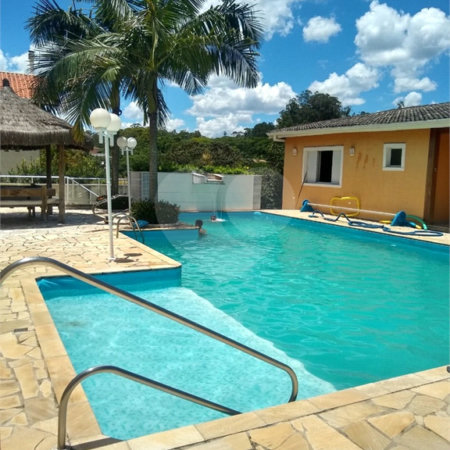 Casa à venda com 5 quartos, sendo 4 suítes,  no condomínio Parque Shambala, Atibaia - SP