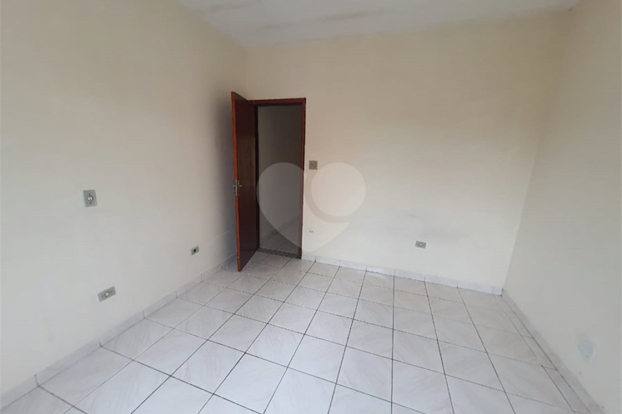 Sobrado à venda com 3 quartos em Parque Edu Chaves, São Paulo, SP