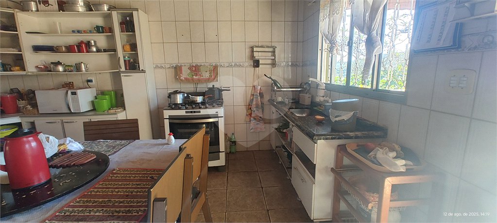 Chácara à venda com 3 quartos, sendo 1 suíte, no Centro, Nazaré Paulista, SP