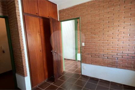 Casa à venda com 4 quartos, sendo 2 suítes, em Jardim Sumaré, Ribeirão Preto, SP
