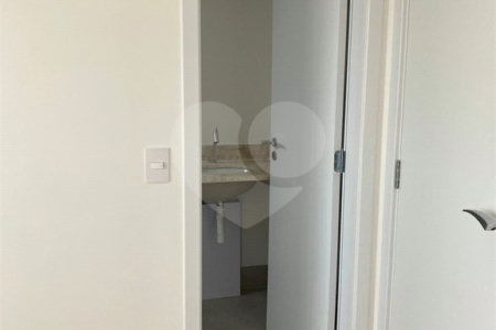 Apartamento à venda com 2 quartos, sendo 1 suíte,  em Vila Dom Pedro I, São Paulo, SP