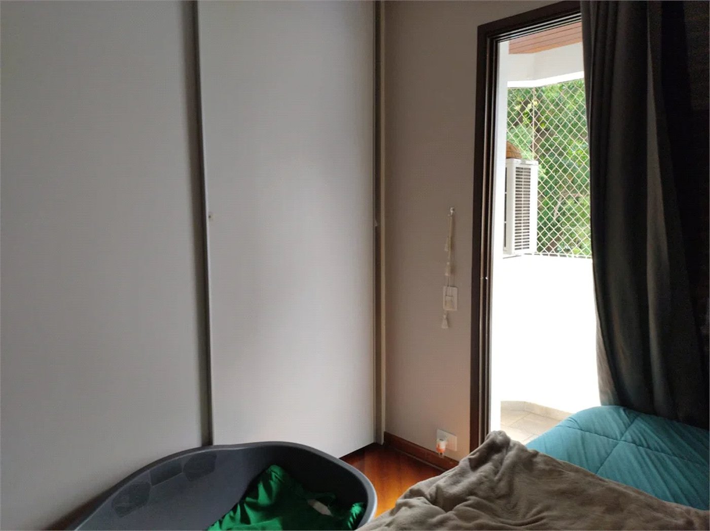 Apartamento à venda com 4 quartos, sendo 1 suíte,  em Brooklin Paulista, São Paulo, SP