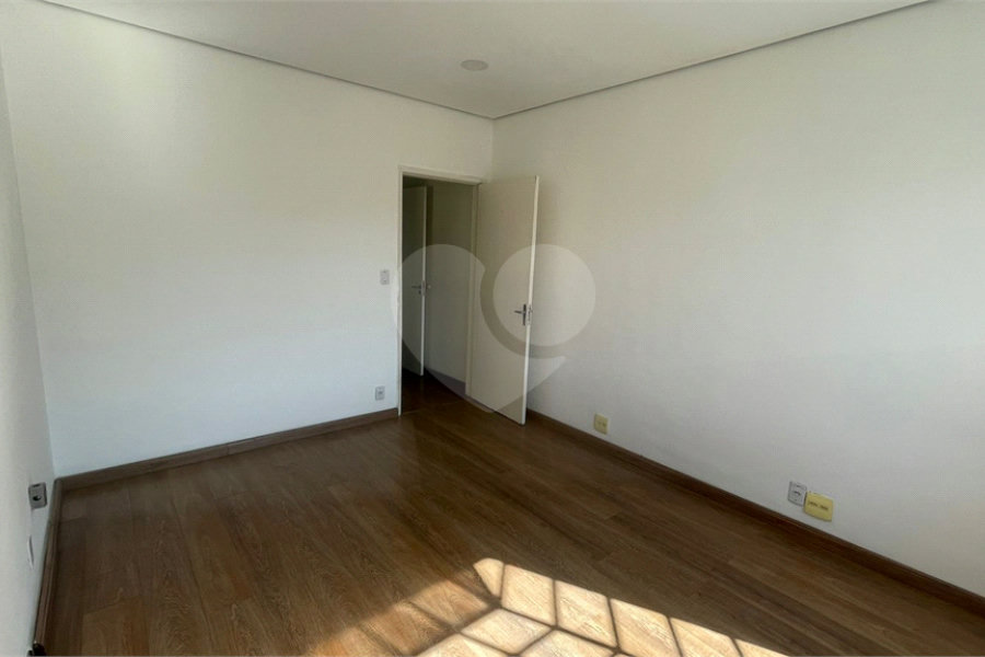 Sobrado à venda com 1 quarto em Santana, São Paulo, SP