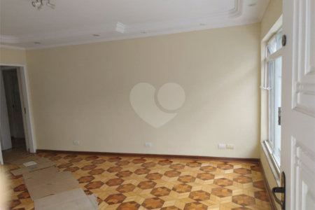 Casa Térrea à venda com 5 quartos, sendo 1 suíte, em Jardim Franca, São Paulo, SP