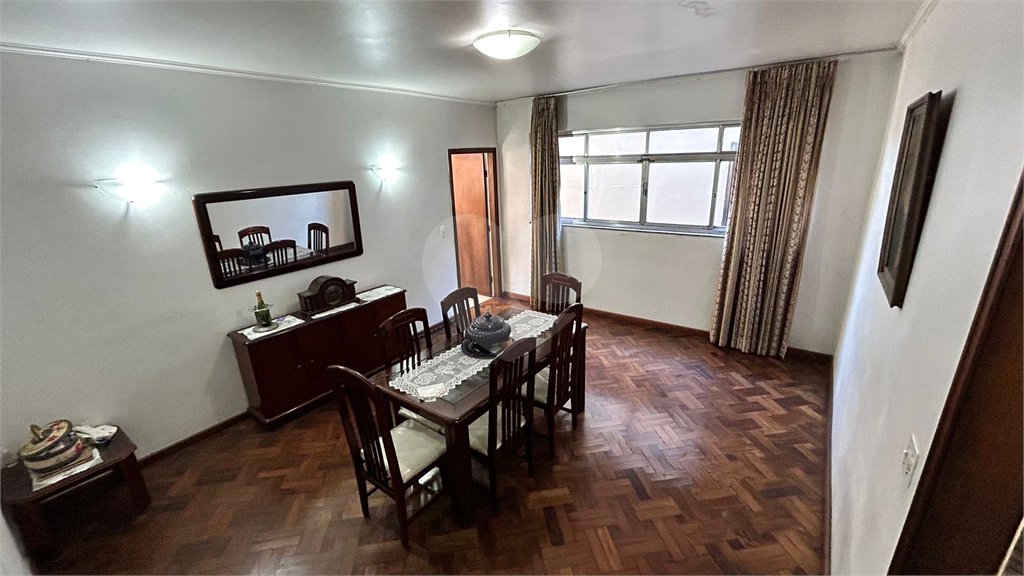 Sobrado à venda com 6 quartos, sendo 1 suíte,  em Sumarezinho, São Paulo, SP