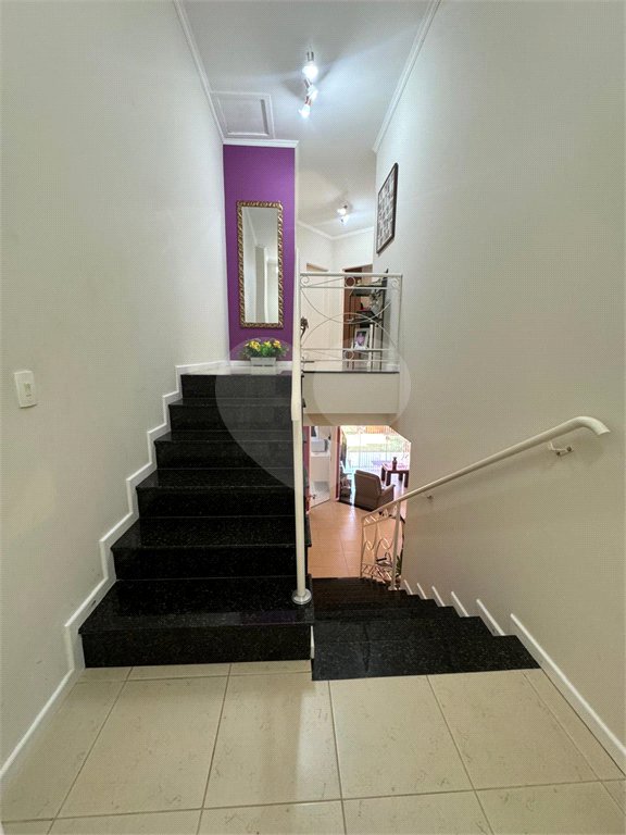 Casa à venda com 3 quartos, sendo 1 suíte, no condomínio Residencial Grape Village, Vinhedo - SP