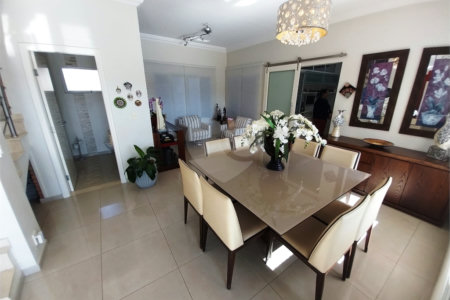 Residência de Luxo a venda no Condomínio Villaggio Capriccio -Louveira