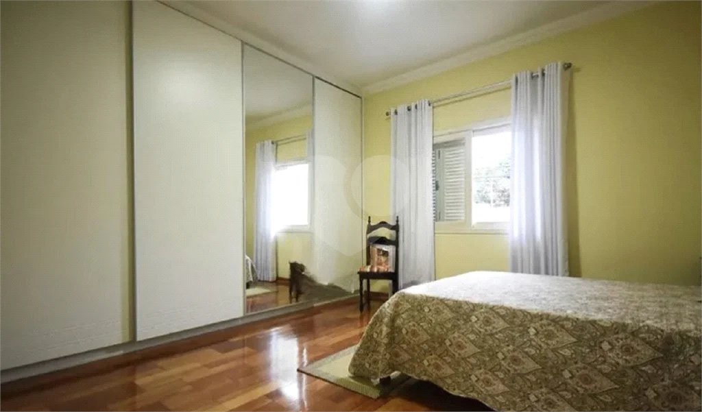 Casa à venda com 5 suítes em Jardim Londrina, São Paulo, SP