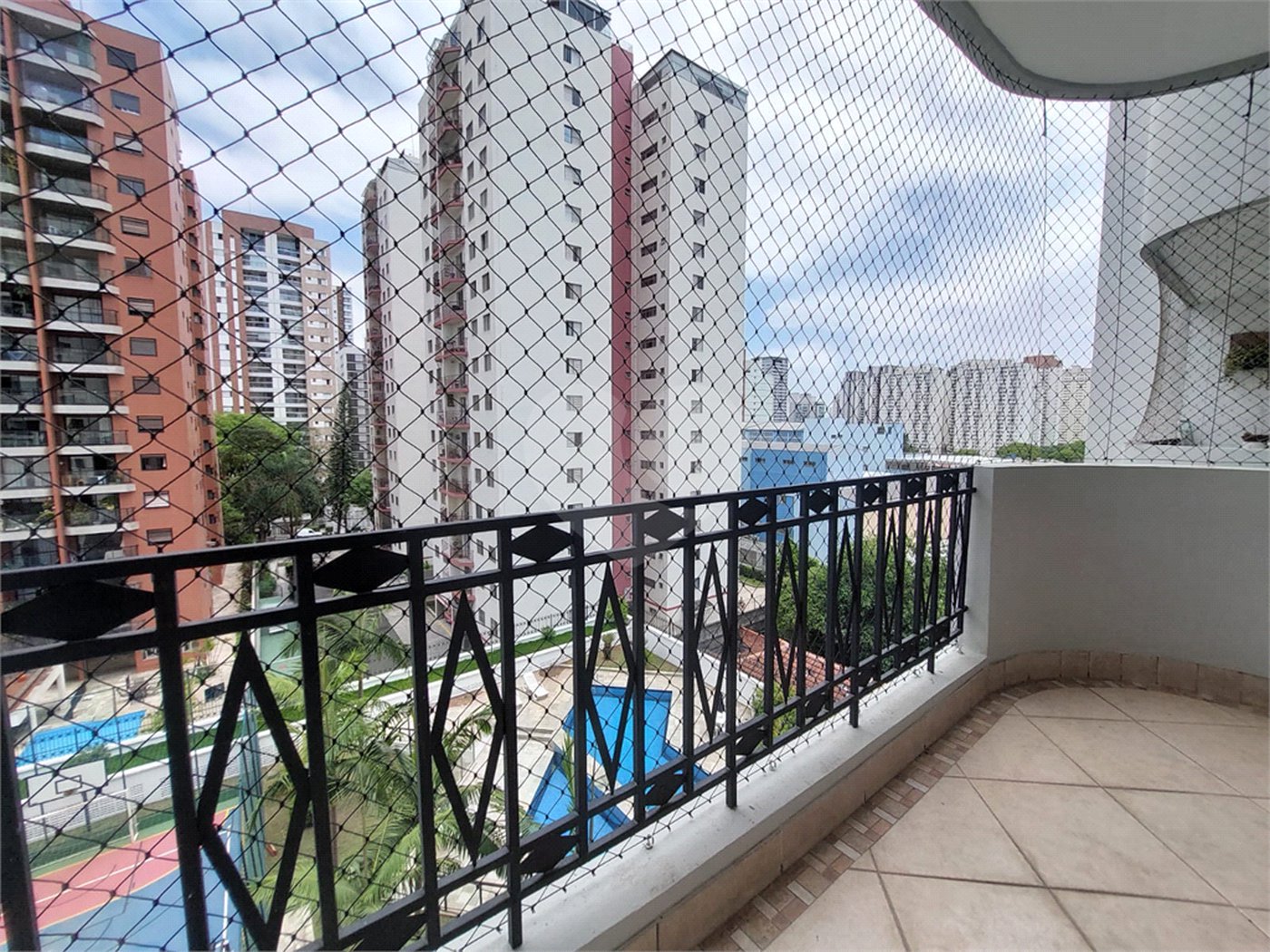 Apartamento para alugar com 4 quartos, sendo 1 suíte, em Vila Leopoldina, São Paulo, SP