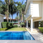Casa à venda com 4 suítes no condomínio L`exclusive, São Paulo - SP