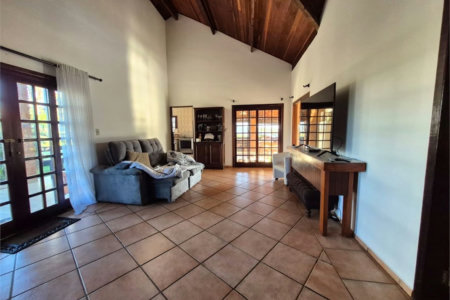 Chácara com 3 dormitórios à venda, 1200 m² por R$ 870.000,00 - Condomínio Ninho Verde II - Pardinho/SP