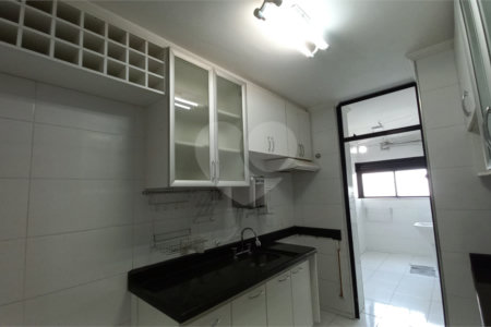 Apartamento à venda com 3 quartos, sendo 1 suíte, em Jardim Bonfiglioli, São Paulo, SP